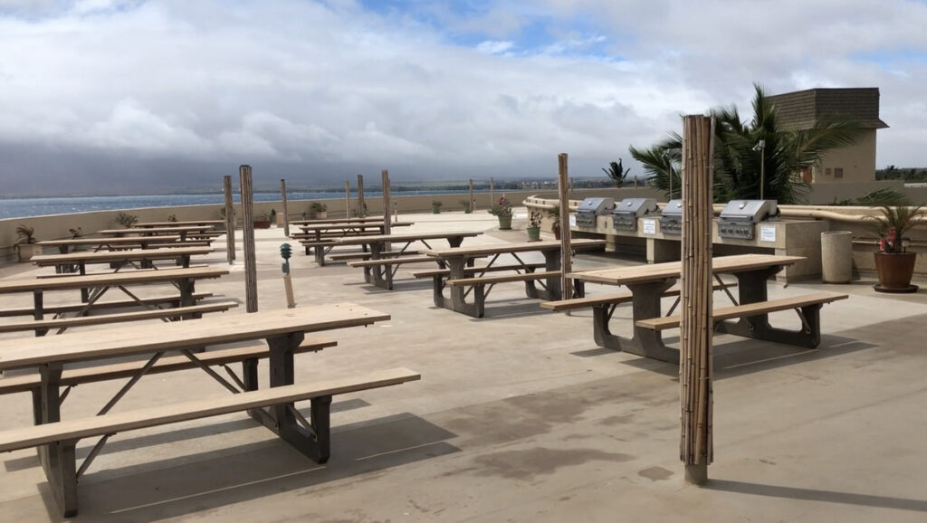 Menehune Shores Resort Rooftop Deck